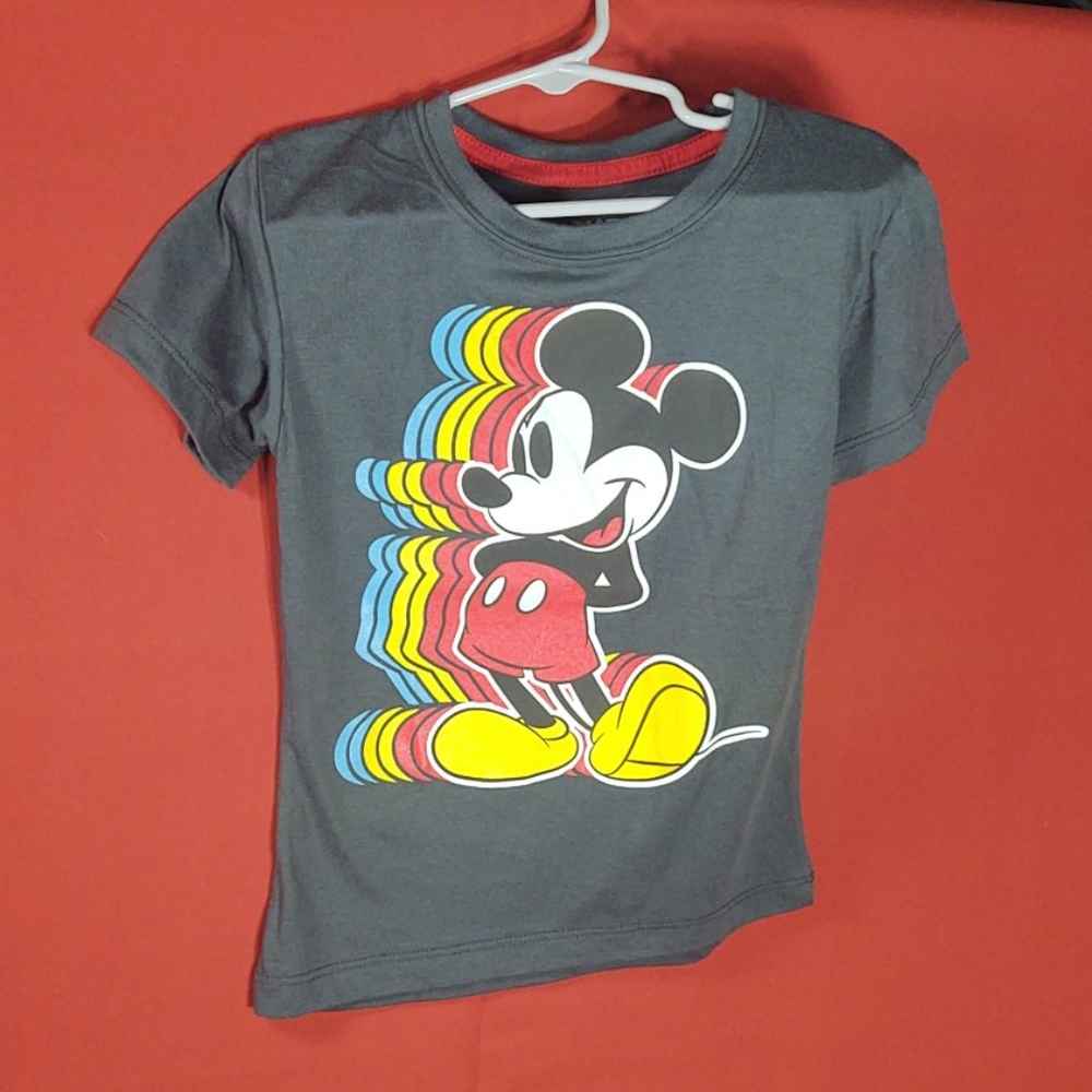 Disney Jr kids short sleeve top with mickey design